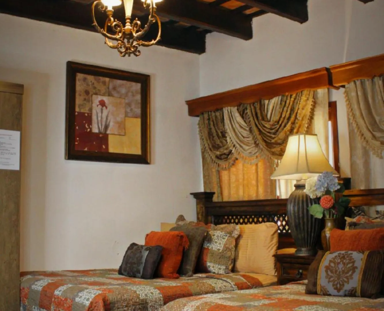 ***  Hotel Rholyn Pura Vida!! Антигуа-Гватемала Гватемала
